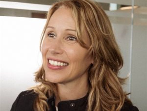 Bob Ross's third wife, Lynda Brown became a single mother to raise Bob's kid independently.